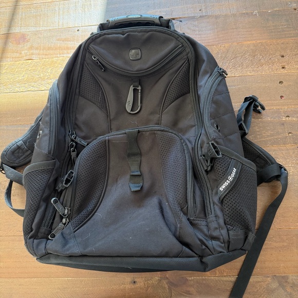 SwissGear Other - Swiss Gear Black Multi-Compartment Backpack